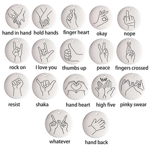 Edelstahl Handgeste Runde Scheibe Anhänger Halskette Für Damen Herren Herz OK Friedenszeichen Finger Minimalistischer Schmuck