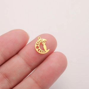 18K gold plated moon goddess crescent pendant accessory for DIY jewelry making