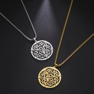 Collier minimaliste en acier inoxydable or et argent avec pendentif étoile géométrique