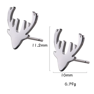Orecchini a perno in acciaio inossidabile a forma di testa di cervo dal design minimalista