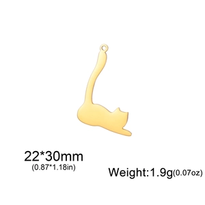 Detailed size view of gold cat pendant with 22x30mm dimensions and 1.9g weight