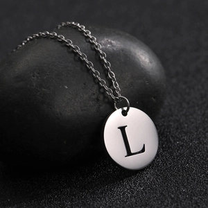 Minimalist Titanium Steel Round Pendant Necklace A-Z Capital Initial Alphabet Disc Necklace Unisex Fashion Jewelry Gift