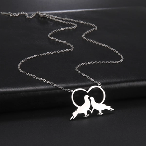 Collana con Pendente in Acciaio Inossidabile a Forma di Cuore Piccione Montagna per Uomo Donna Gioielli di Moda Regalo