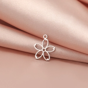 Pendentif fleur de cerisier évidé en argent plaqué or 18K pour création de bijoux DIY