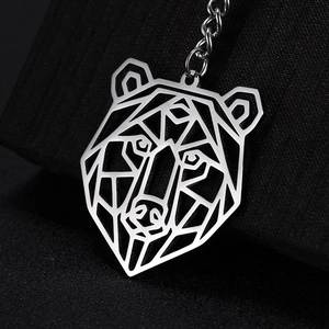 Porte-clés tête d'ours géométrique évidé en acier inoxydable argenté avec chaîne métal