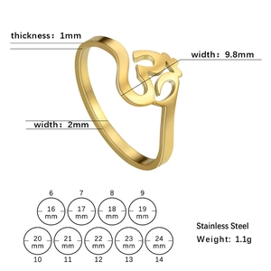 Detail view of 18K gold plated Om yoga ring showing dimensions and 1mm thickness