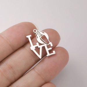 Ciondolo LOVE in acciaio inossidabile argento con lettera O da basket per gioielli fai da te