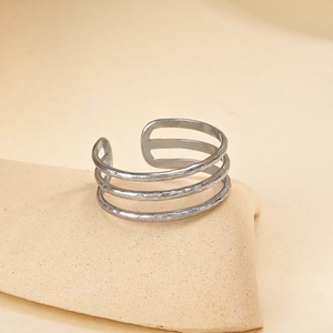 Three-layer parallel stainless steel open ring with hammered texture in silver finish