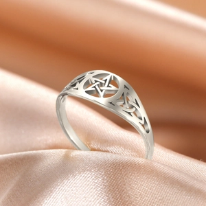 Vintage Stainless Steel Hollow Pentagram Ring Celtic Knot Mysterious Wicca Star Band For Men Women Unisex Jewelry