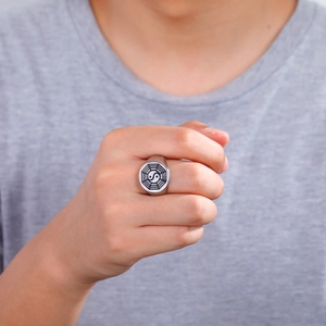 Anello con sigillo vintage in acciaio inossidabile con simboli Yin Yang e Bagua in argento