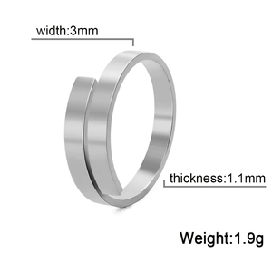 Unregelmäßiger polierter Wickelring aus Titanstahl in Silberoptik, 3 mm Breite
