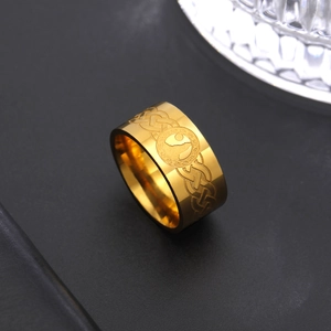Golden stainless steel Viking ring with wolf totem and Celtic knot patterns for men and women