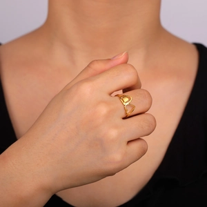 Minimalist gold titanium steel open ring with interlocking hollow heart design for women