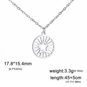 Zilverkleurige roestvrijstalen ketting met ronde hanger en steruitsparing dames