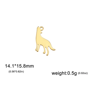 Colgante de lobo aullando en acero inoxidable chapado en oro 18K, 14,1x15,8mm