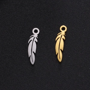 Polished stainless steel feather pendants in gold and silver colors for jewelry making