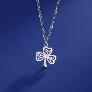 Women Stainless Steel Shamrock Pendant Necklace Celtic Knot Hollow Irish Clover Luck Jewelry For St. Patrick's Day Gift