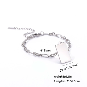Hip hop titanium stalen armband met ovale schakels en rechthoekige hanger in het zilver