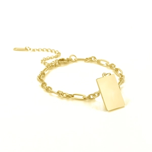 Gouden titanium stalen armband met ovale schakels en gepolijste rechthoekige bedel