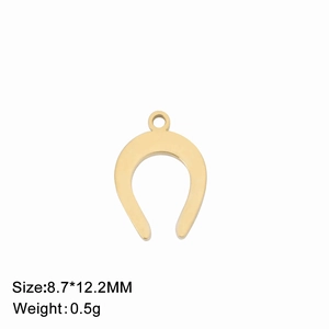 Detail of a minimalist gold-colored arch pendant with 8.7x12.2mm size markings