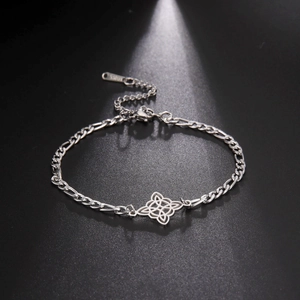 Vintage stainless steel Figaro bracelet with double-layered witch knot pendant and clasp