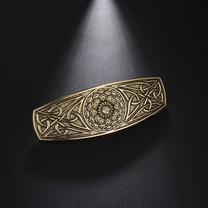 Pince à cheveux vintage en bronze avec nœud celtique, mandala lotus et symbole Om gravé
