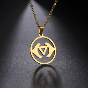 Minimalistische 304 Edelstahl Halskette Mit Geometrischem Hohlem Dreieck Chakra Symbol Yoga Meditationsschmuck Für Damen