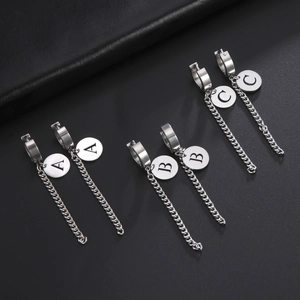 Boucles d'Oreilles Créoles avec Initiale en Acier Inoxydable pour Femme Longues Boucles d'Oreilles Pendantes avec Gland