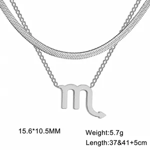 Détail du collier double en acier inoxydable avec pendentif Scorpion et chaîne plate