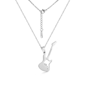 Collana con ciondolo a chitarra in acciaio inossidabile lucido per donna con catena regolabile