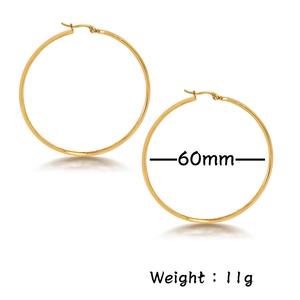 Detailed view of 60mm large gold geometric hoop earrings with size and weight metrics