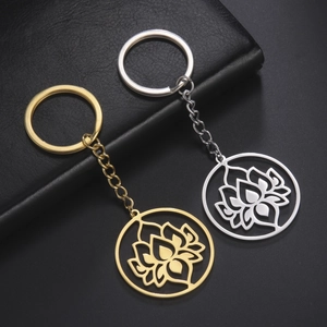 Minimalist Stainless Steel Lotus Pattern Hollow Out Round Pendant Keychain For Men Women Bag Charm Key Ring Jewelry Gift