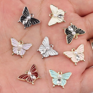 Bunte Schmetterlingsanhänger aus Legierung mit Perlen und Zirkonia für DIY-Schmuck