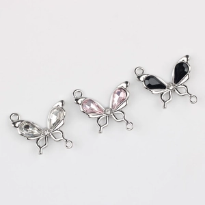 Elegantes colgantes de mariposa con perlas y cristales para creación de joyería