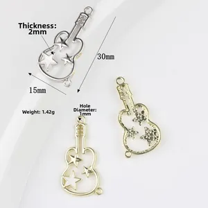 Ciondoli a chitarra con stella traforata oro e argento, charms per gioielli 30x15mm