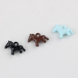 Kleurrijke paardenhangers van legering in macaron-stijl voor DIY-sieraden in drie kleuren
