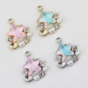 Zeester bedeltjes met hars marmertextuur, parels en kristallen voor DIY sieraden