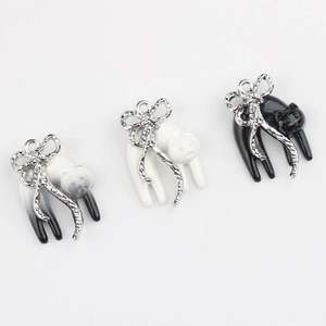 Minimalistische legering kattenhangers met strikjes voor DIY sieraden maken projecten