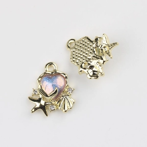 Detailed front and back view of gold heart pendant with fishtail and starfish charms