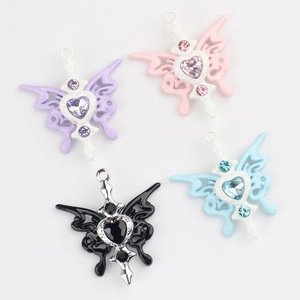 Pendentifs papillon en alliage avec cristaux en forme de cœur en quatre couleurs pour bijoux