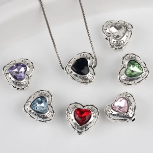 Vintage Heart Shape Alloy Rhinestone Charms Luck Engraved Pendant For DIY Necklace Bracelet Earring Jewelry Making Accessories