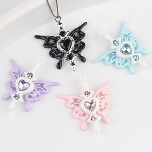 Pendentif Papillon en Alliage avec Zirconium et Pierre en Cœur Incrustée Style Y2K Gothique Charme pour Création de Bijoux DIY