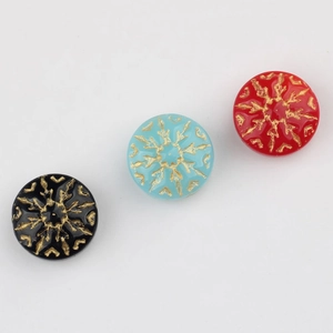 Cuentas de vidrio checo con copos de nieve en negro azul y rojo para hacer joyas