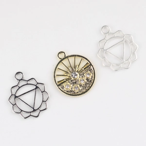 Hollow flower alloy pendants in gold and silver for DIY jewelry bracelets and earrings