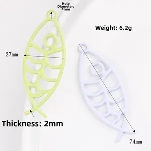 Holle visgraat metalen hanger in lichtgroen en paars voor DIY-sieraden maken craft