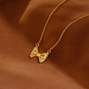 Minimalistische Koperen Strik Hanger Ketting Voor Vrouwen 18K Verguld Farfalle Pasta Vorm Franse Retro Mode Sieraden