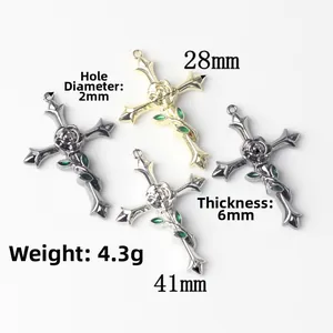 Pendentifs croix rose en quatre couleurs métal avec feuilles émail pour bijoux DIY