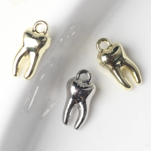Polierte Zahn-Anhänger aus Legierung in Gold und Silber für DIY-Schmuck und Basteln