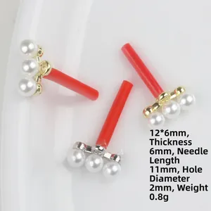 Clous d'oreilles minimalistes en perles avec base en alliage en T et trois perles 12x6mm