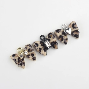 Leopard-Schleifenanhänger mit Zirkonia-Inlay für DIY-Armbänder und Ohrring-Schmuckherstellung